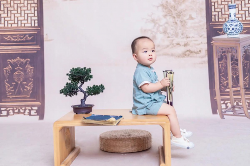 鸡西孕妇肚子上的黑线